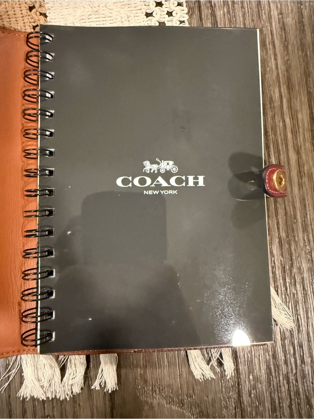Disney X Coach Notebook In Regenerative Leather With Minnie Mouse - Picture 10 of 10